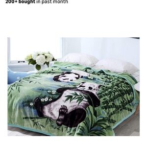 Hiyoko Panda Queen Blanket